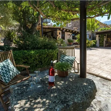 Camp De La Caseta Вилла Польенса